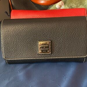 Dooney & Bourke nwt crossbody /Clutch wallet bag